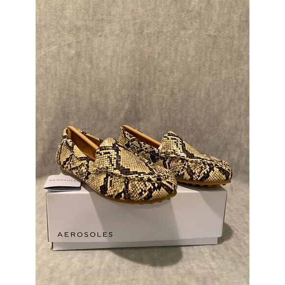 Womens Aerosoles Sz 5.5M Over Drive Loafer Natural Snake Print‎ Flats - Picture 1 of 8